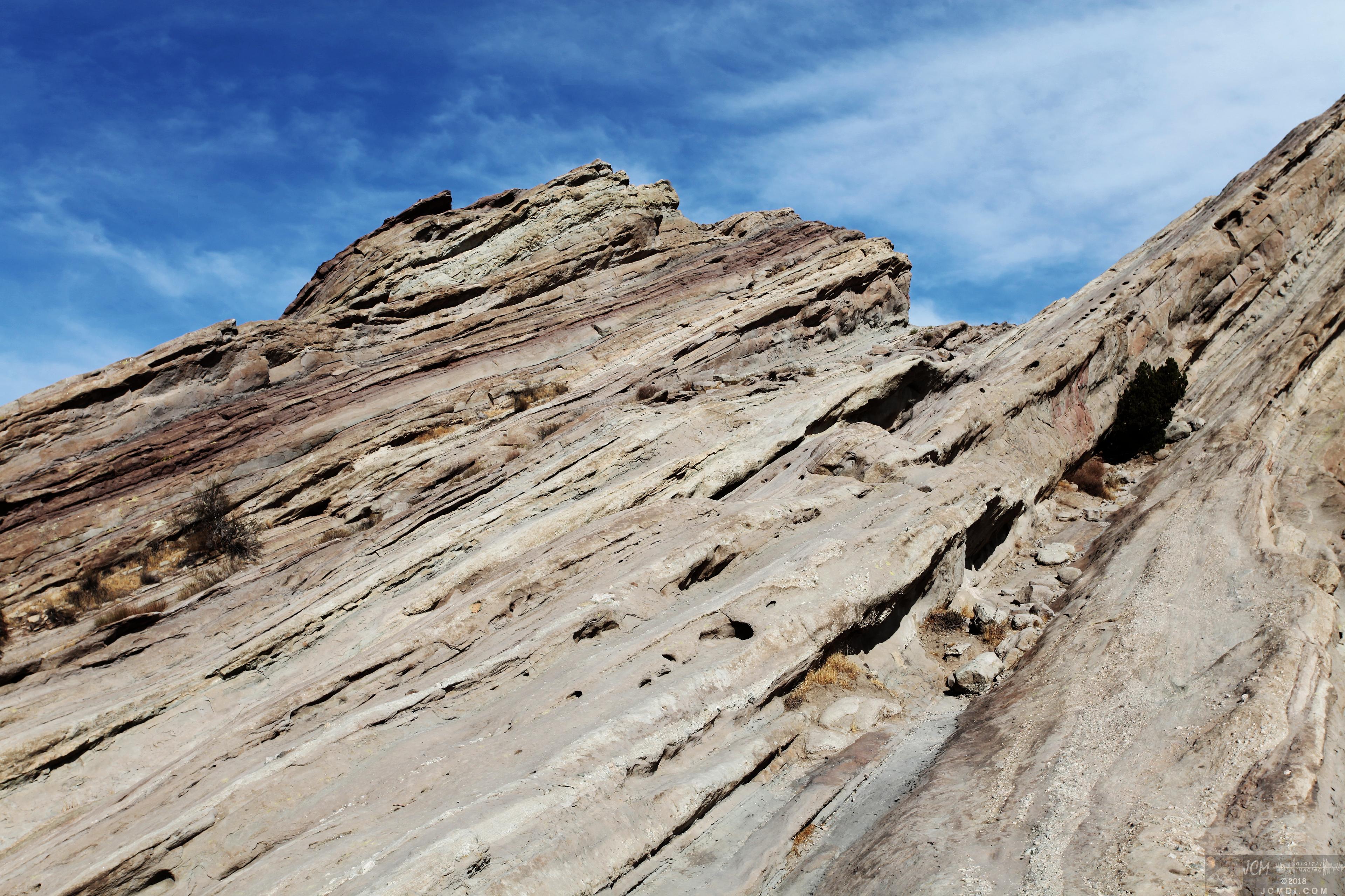Vasquez Rocks County Park beautiful scenery and landscapes, set of Star Trek, Flintstones, and many old western movies.